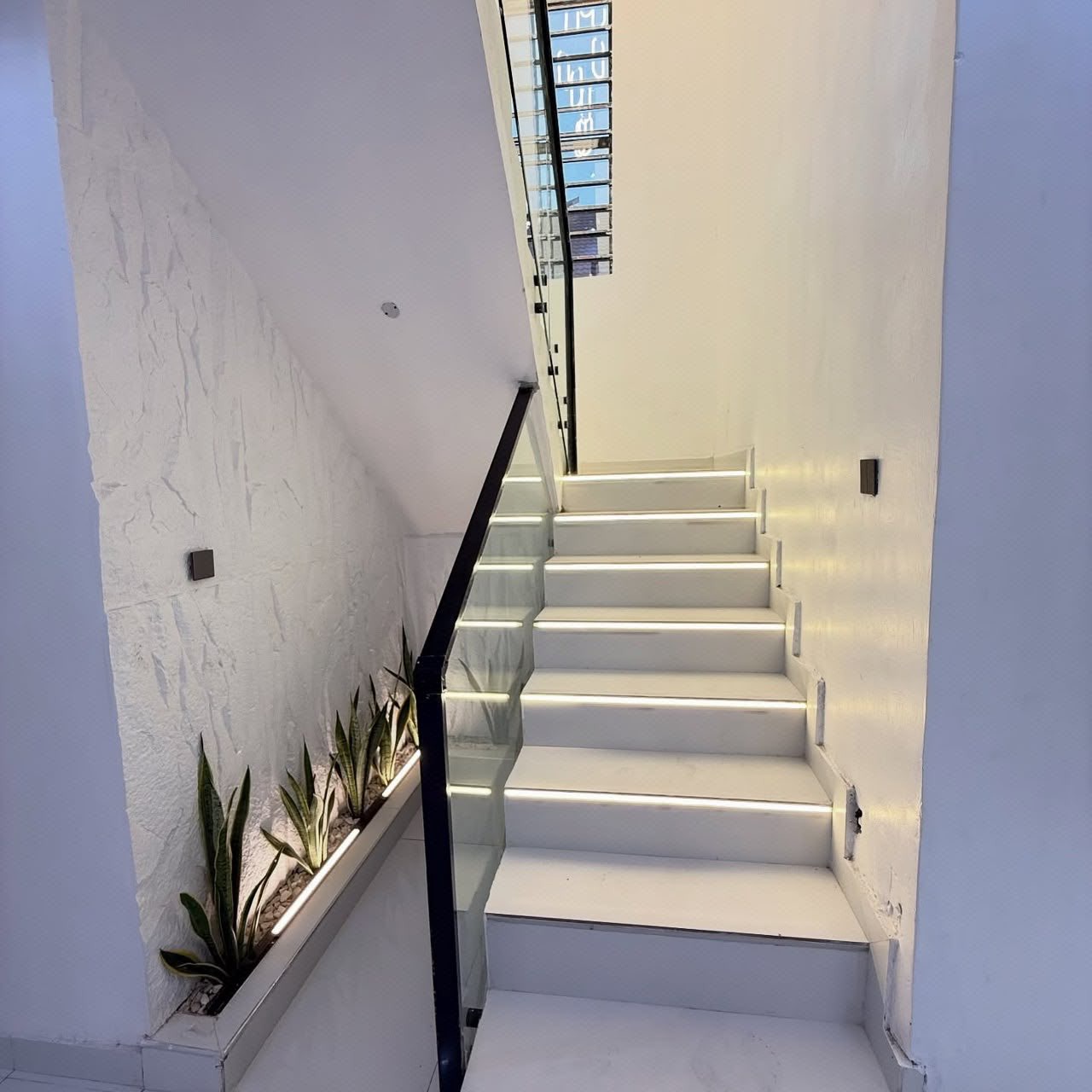 4 Bedroom Detach Duplex with bq photo 4