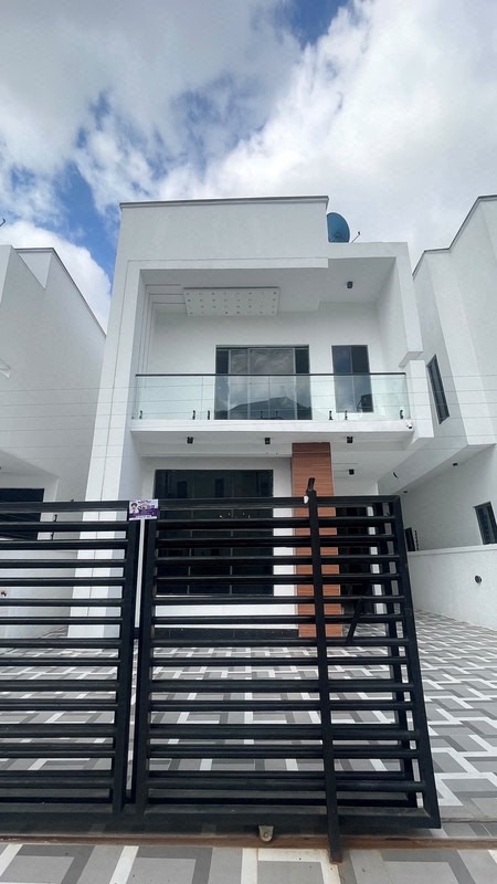 4 bedroom detached duplex with bq lekki lagos