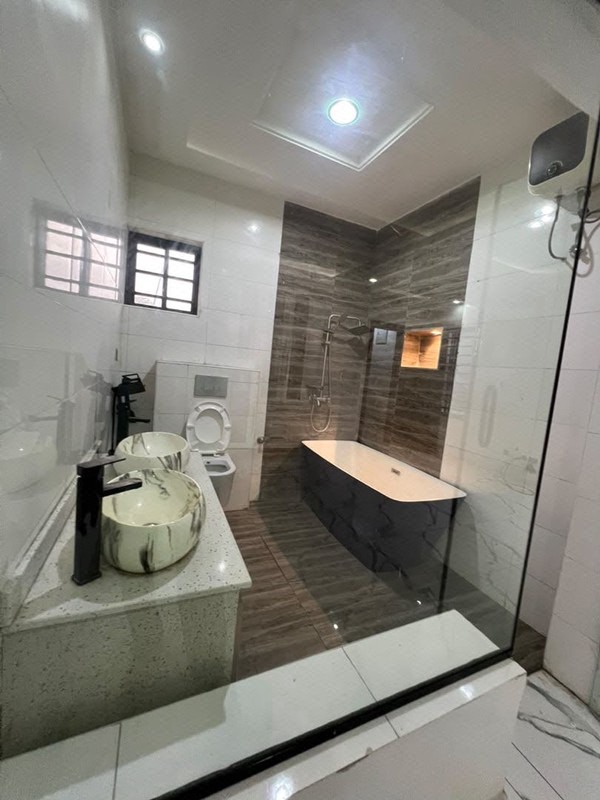 4 bedroom terrace duplex lekki phase 1 photo 7