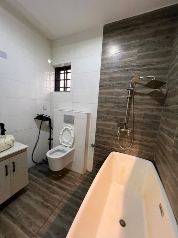 4 bedroom terrace duplex lekki phase 1 photo 10