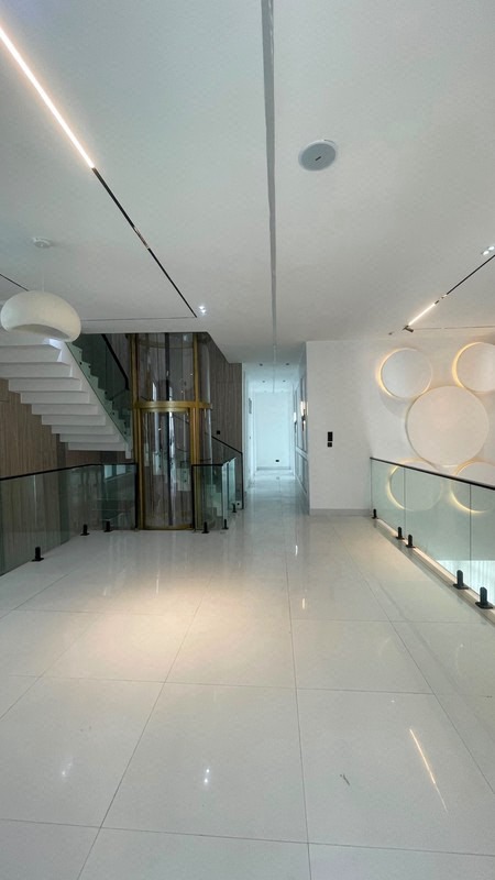 LUXURIOUS , 6BDR FULLY DETACHED  2 STORY DUPLEX + ELEVATOR + CINEMA + OFFICE + ROOFTOP TERRACE + OUTDOOR TERRACE + POOL + BQ photo 3
