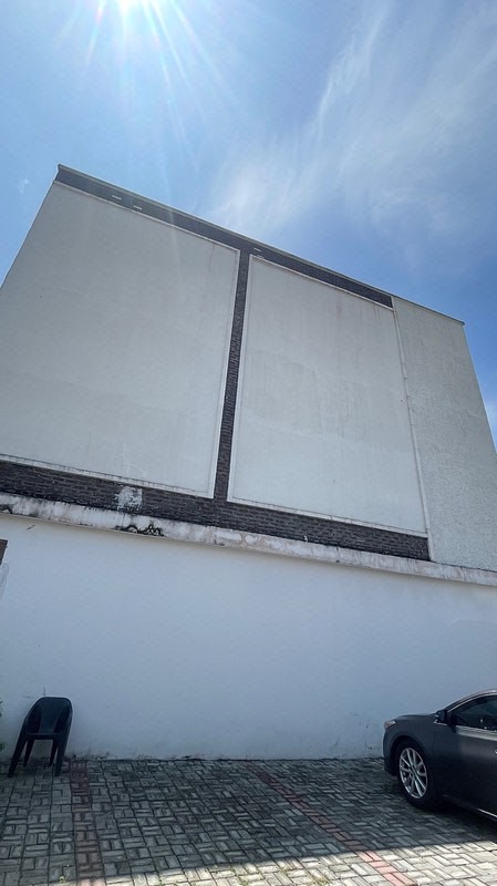 EXECUTIVE 4 BEDROOM STYLISHLY FURNISHED, 2 STORY, TERRACED DUPLEX WITH BQ photo 3