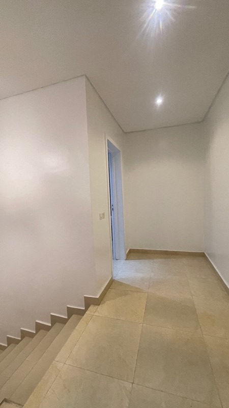 EXECUTIVE 4 BEDROOM STYLISHLY FURNISHED, 2 STORY, TERRACED DUPLEX WITH BQ photo 18
