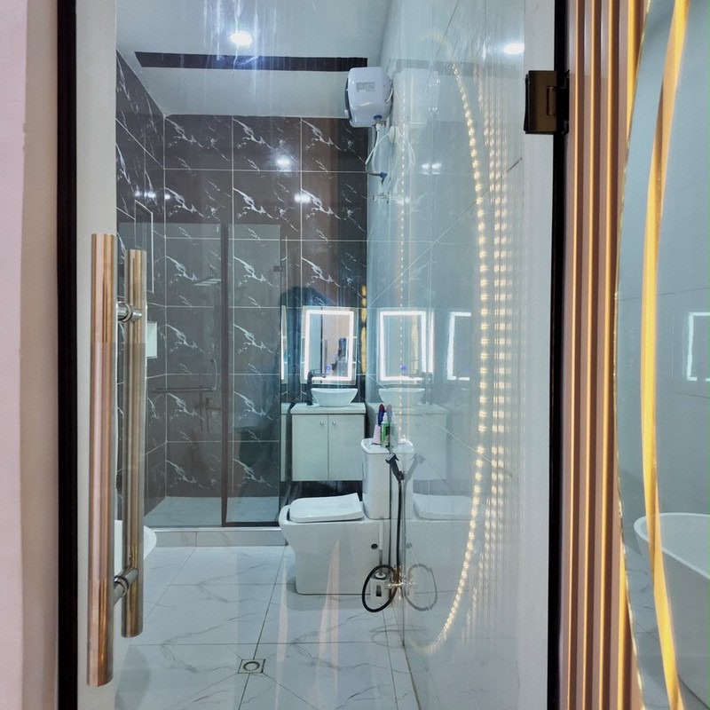 Luxury 3BR Smart Home | PS5, Balcony & 24/7 Power In sangotedo photo 4