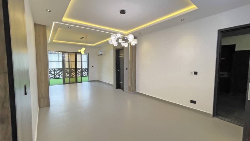 3 BEDROOM APARTMENT lekki lagos photo 8