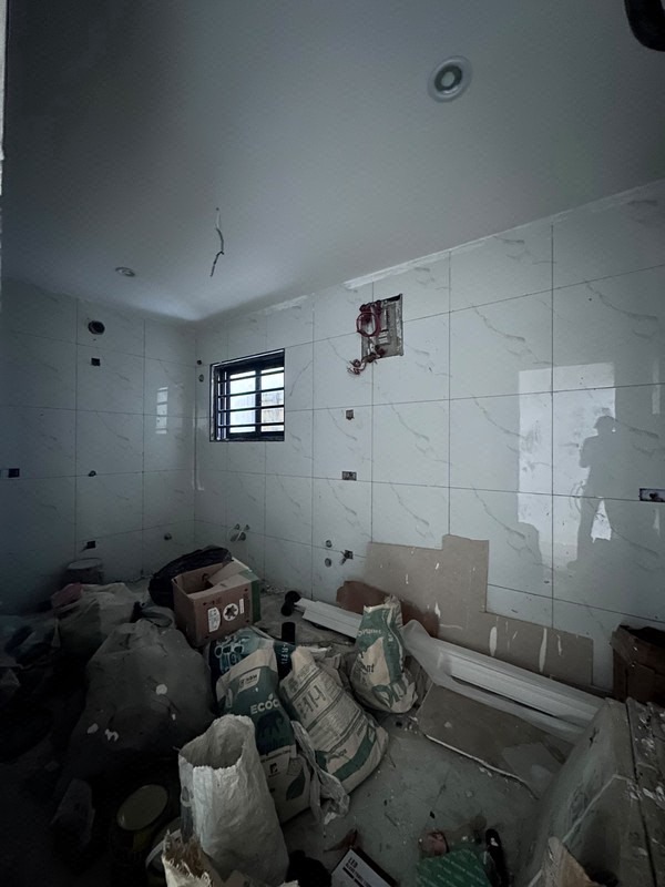 3 bedroom aprtment lekki phase 1 photo 4