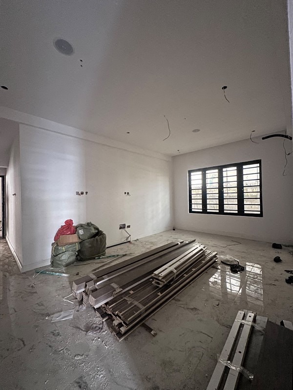 3 bedroom aprtment lekki phase 1 photo 7