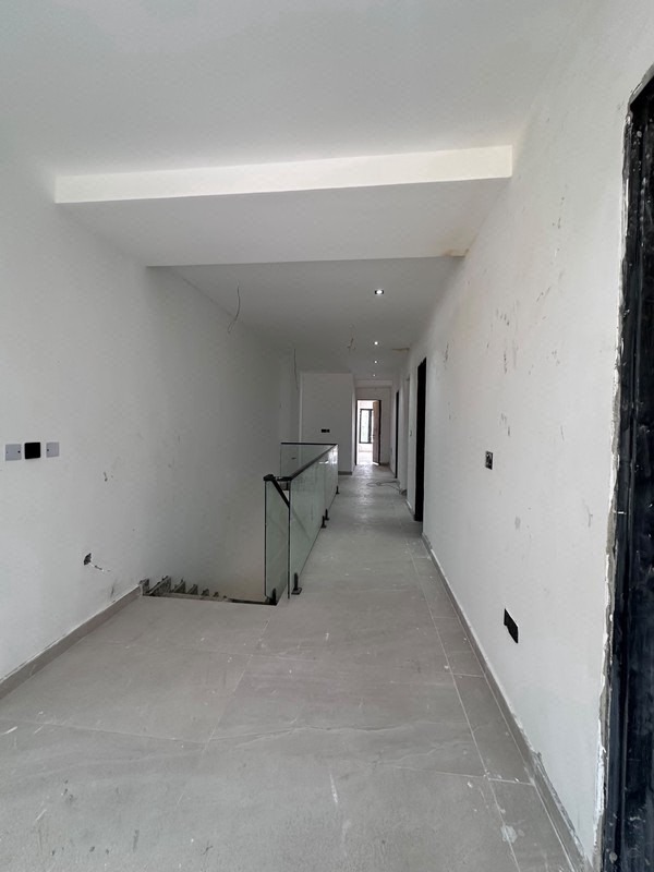 4 bedroom semi detached duplex with 2 bq lekki phase 1 photo 2