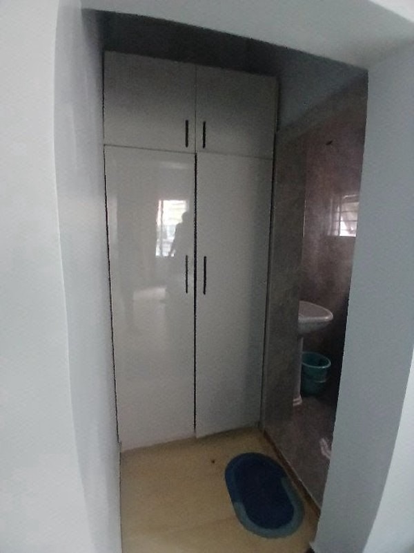 Clean 1 Bedroom Furnish Apartment photo 12