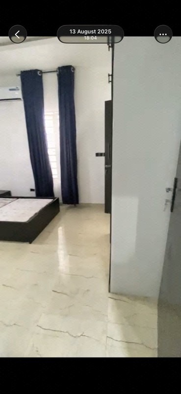 A nice 4 bedroom duplex with a BQ photo 5