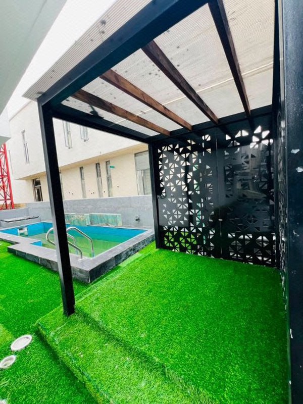 3 Bedroom Semi Detached Duplex photo 19