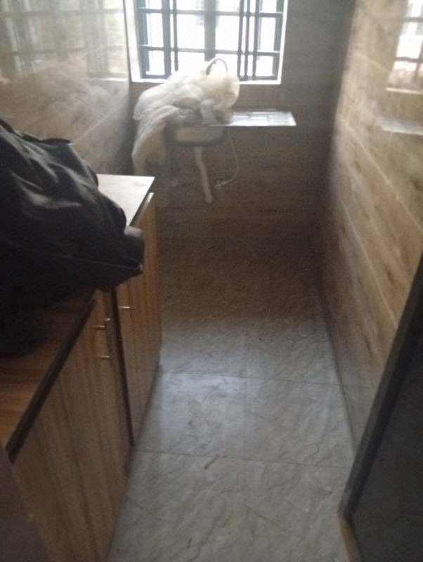 New house miniflat off Lawanson Surulere photo 4