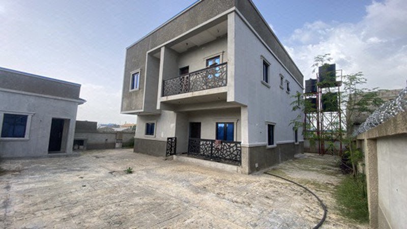Newly Built photo 3