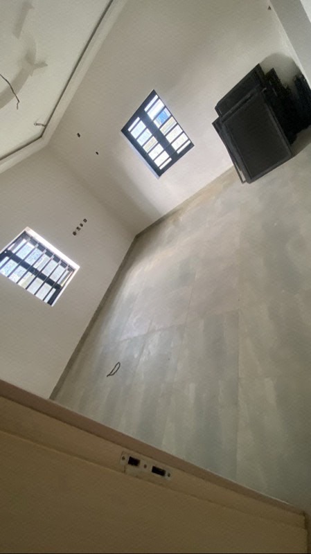 Newly Built photo 22
