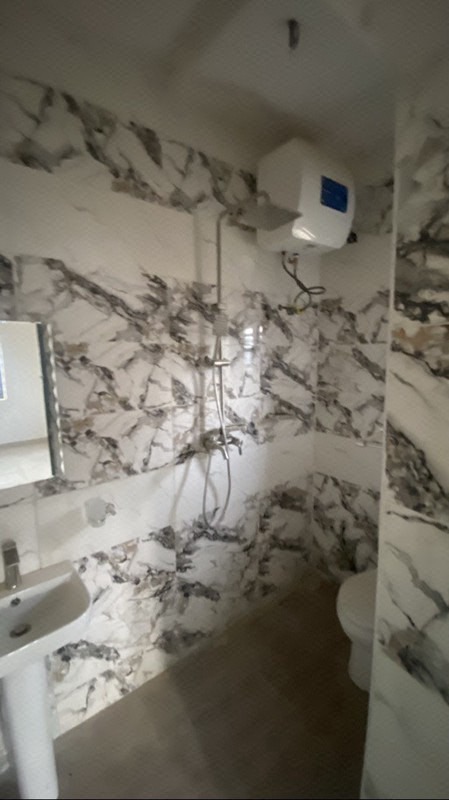 Newly Built photo 5