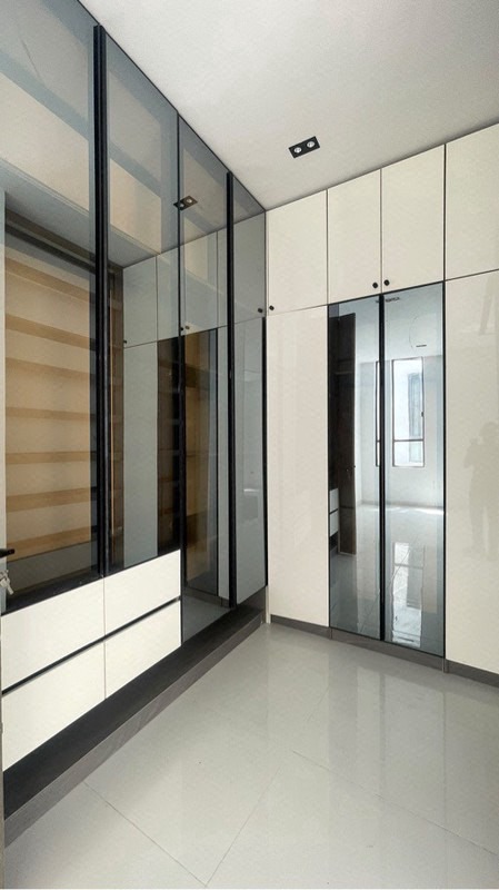4 bedroom semi detached duplex with bq photo 7