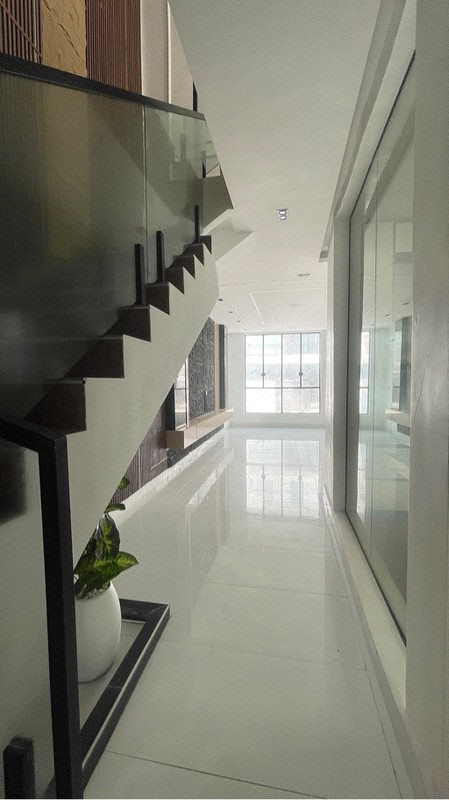 4 bedroom semi detached duplex with bq photo 5
