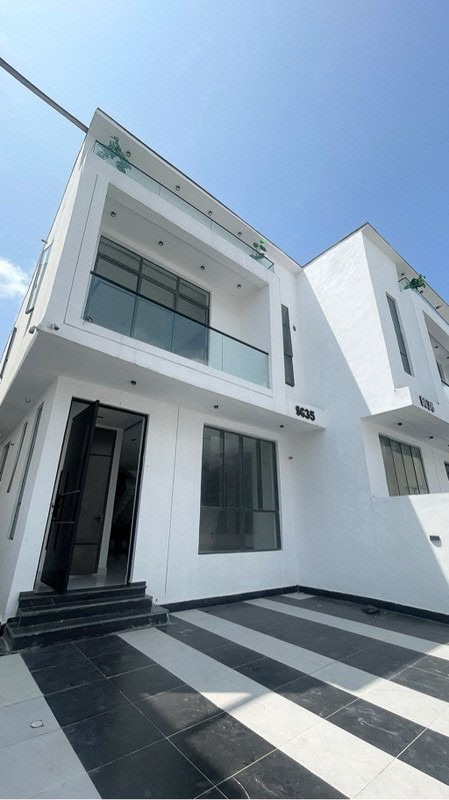 4 bedroom semi detached duplex with bq photo 10