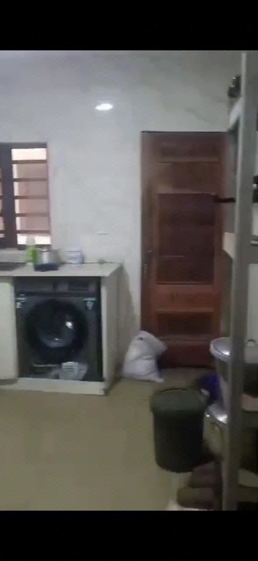 3 Bedroom Flat photo 5