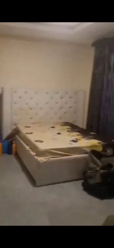 3 Bedroom Flat photo 8